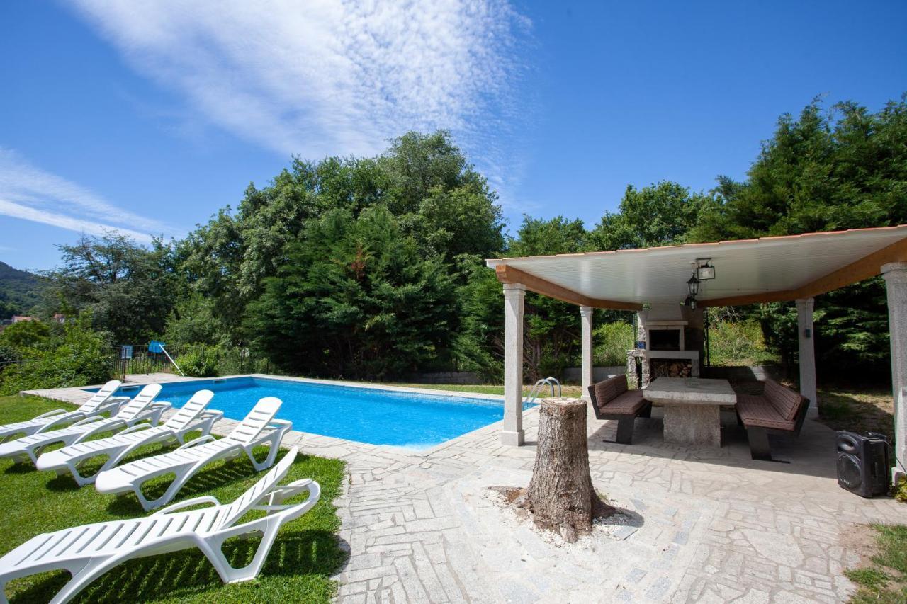 Espectacular Casa Con Piscina En Allariz Ngoại thất bức ảnh