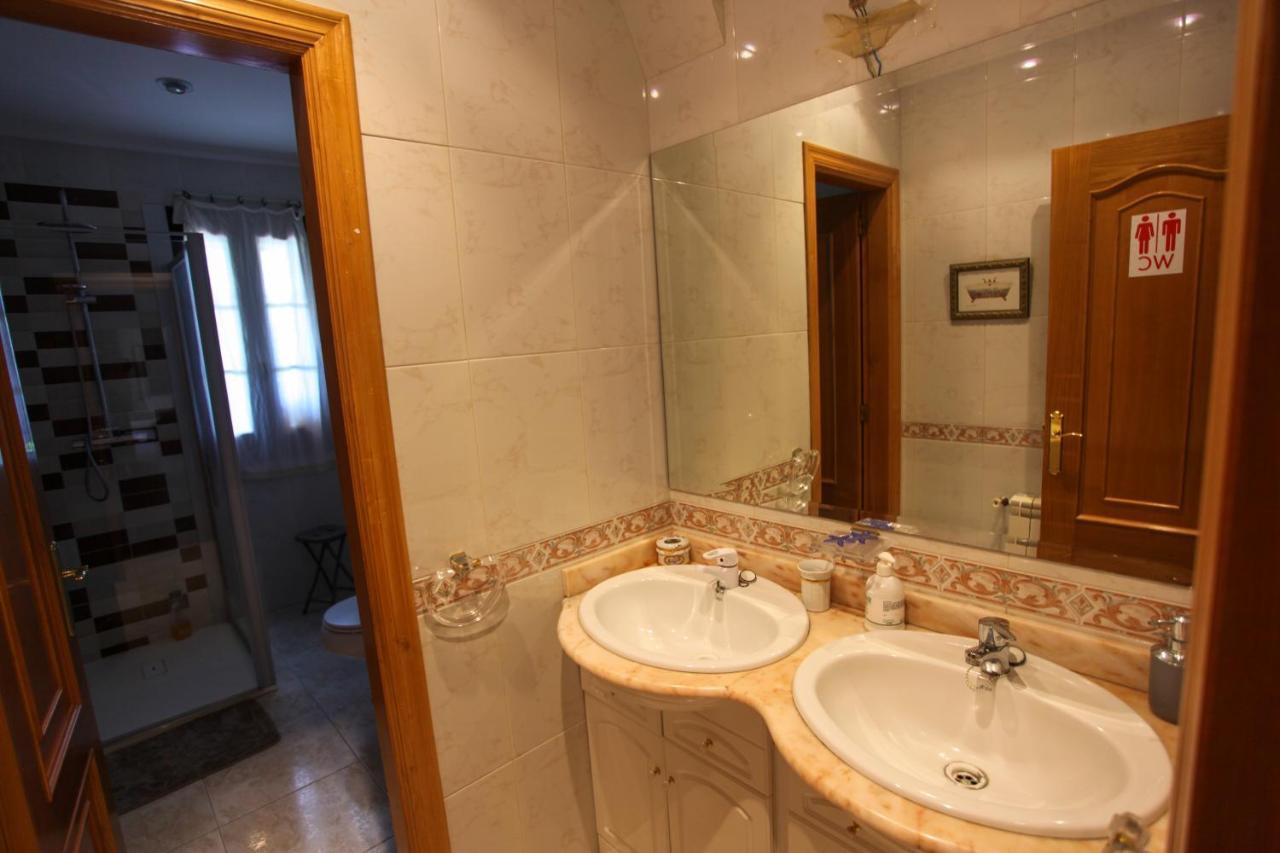 Espectacular Casa Con Piscina En Allariz Ngoại thất bức ảnh
