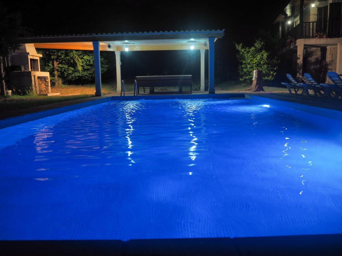 Espectacular Casa Con Piscina En Allariz Ngoại thất bức ảnh